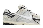 nike_air_zoom_vomero_5__supersonic__fn7649_110_0_75326.jpeg